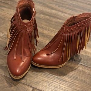 Fringed booties